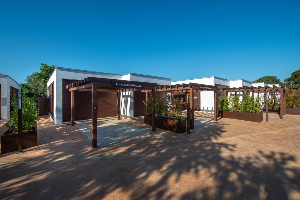 Suite Jacuzzi Heated Outdoor Pool,1147830481:JPEG